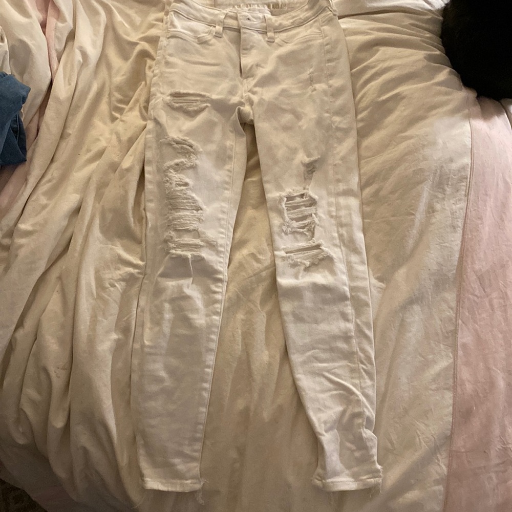 white american eagle jeans